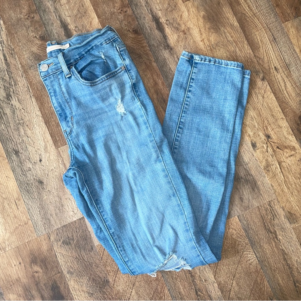 Levi’s 724 high rise straight jeans